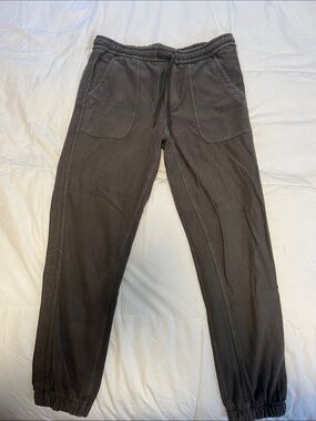 Athleta Women’s Olive green Drawstring Joggers